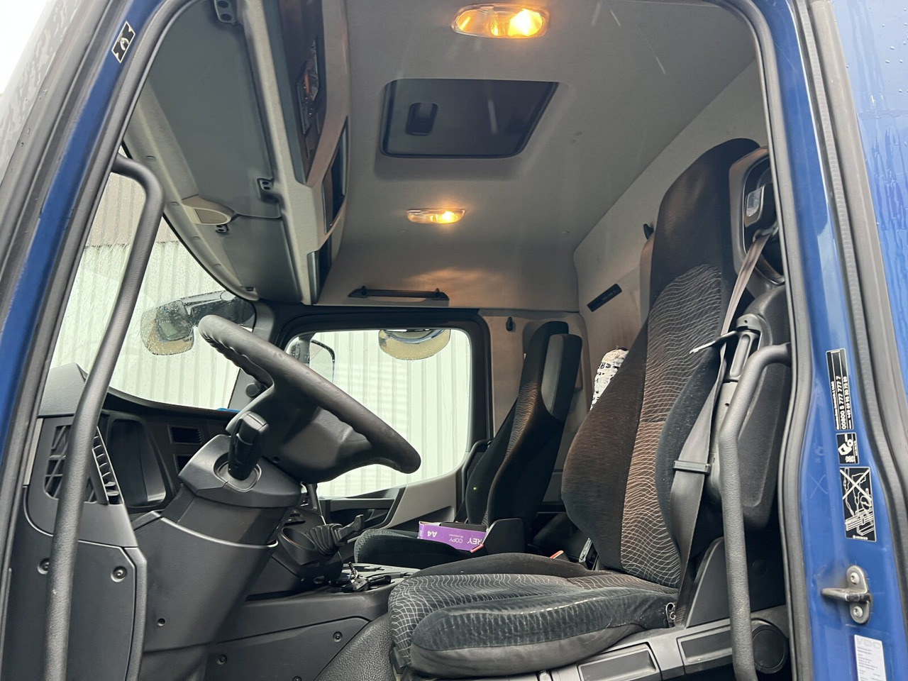Mercedes-Benz Antos 2540 L 6x2 Antos 2540 L 6x2, Lenkachse, HMF 2110-L3 Heckkran - Camion con gru, Autocarro con pianale/ Cassone fisso: foto 5 Mercedes-Benz Antos 2540 L 6x2 Antos 2540 L 6x2, Lenkachse, HMF 2110-L3 Heckkran - Camion con gru, Autocarro con pianale/ Cassone fisso: foto 5