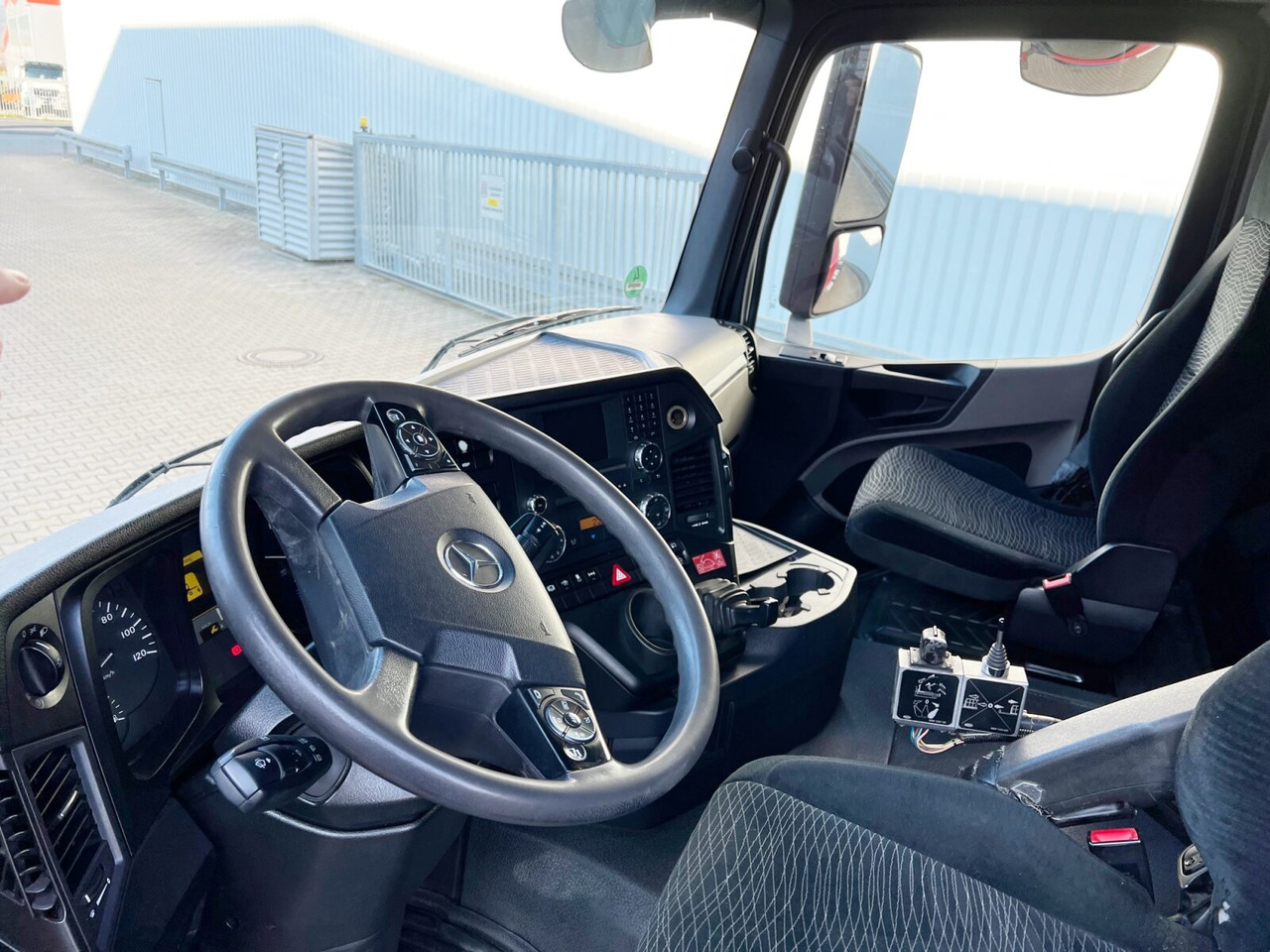 Mercedes-Benz Antos 2545 L 6x2 Antos 2545 L 6x2, Retarder, Lenk-/Liftachse - Autocarro scarrabile: foto 3 Mercedes-Benz Antos 2545 L 6x2 Antos 2545 L 6x2, Retarder, Lenk-/Liftachse - Autocarro scarrabile: foto 3