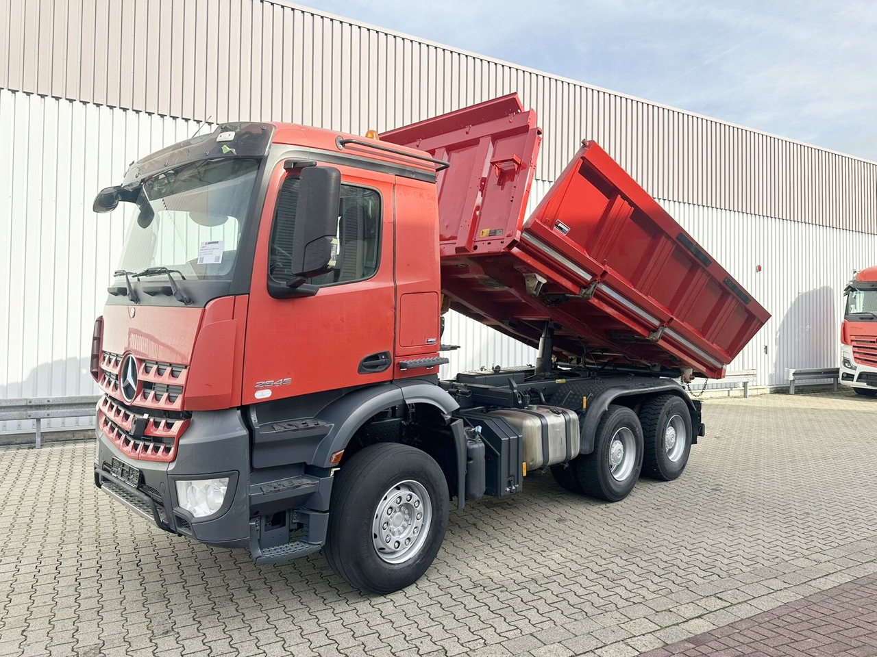 Mercedes-Benz Arocs 2645 K 6x4 Arocs 2645 K 6x4, Retarder, Bordmatik - Autocarro ribaltabile: foto 1 Mercedes-Benz Arocs 2645 K 6x4 Arocs 2645 K 6x4, Retarder, Bordmatik - Autocarro ribaltabile: foto 1