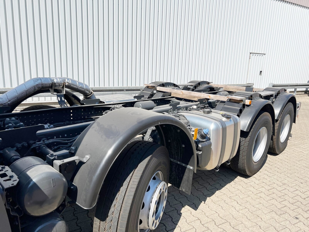 Mercedes-Benz Arocs 3240 8x4 Arocs 3240 8x4, 9/10m³ Mischer - Autobetoniera: foto 3 Mercedes-Benz Arocs 3240 8x4 Arocs 3240 8x4, 9/10m³ Mischer - Autobetoniera: foto 3