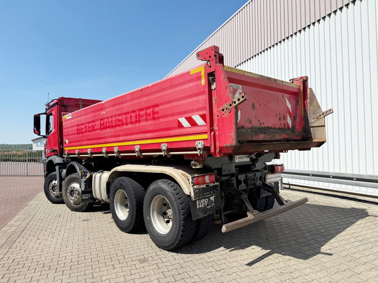 Leasing di Mercedes-Benz Arocs 3243 K 8x4/4 Arocs 3243 K 8x4/4, Alu-Bordwände Mercedes-Benz Arocs 3243 K 8x4/4 Arocs 3243 K 8x4/4, Alu-Bordwände: foto 12