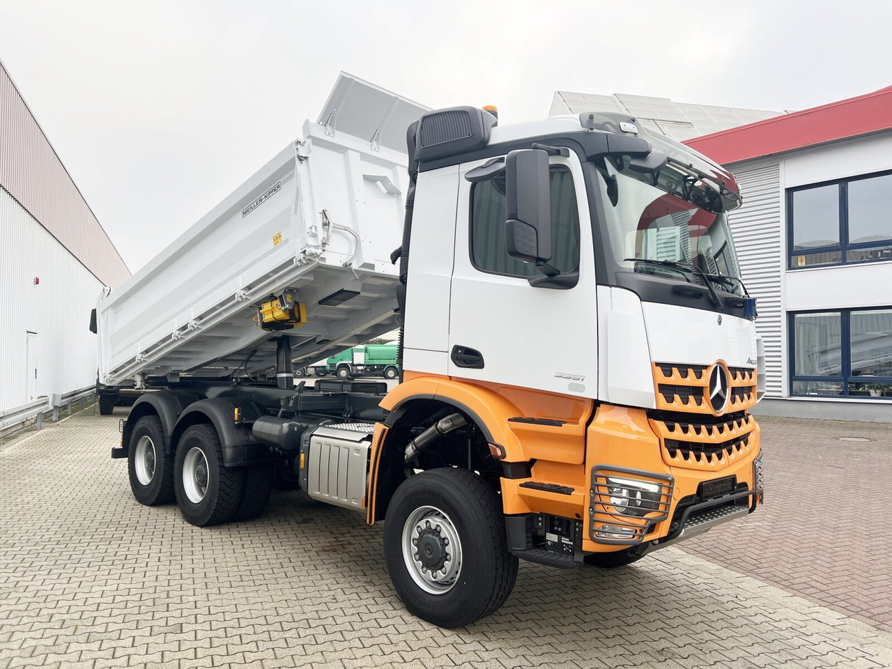 Autocarro ribaltabile nuovo Mercedes-Benz Arocs 3351 AK 6x6 Arocs 3351 AK 6x6, Grounder: foto 8