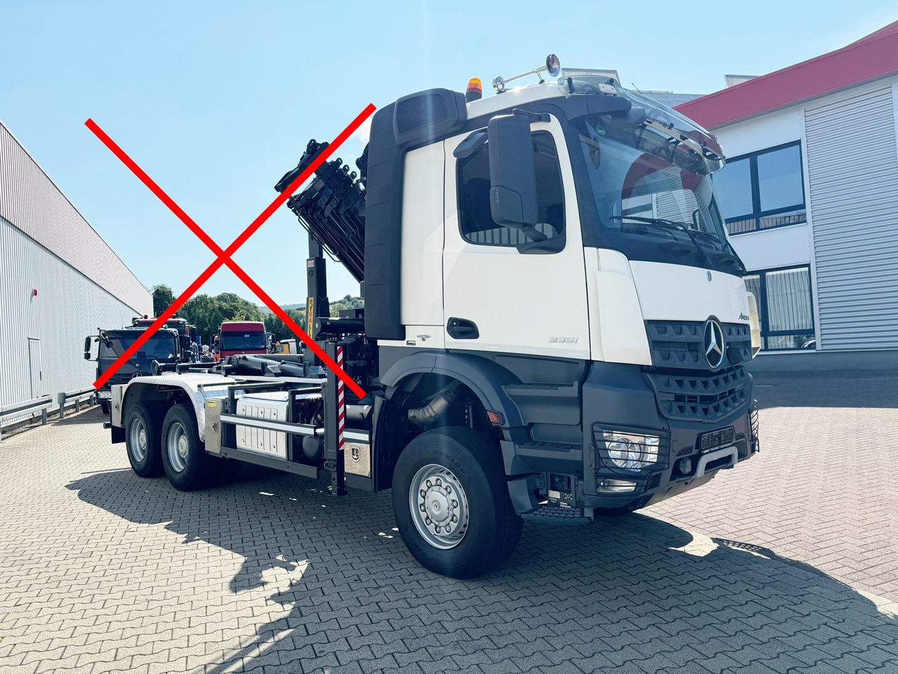 Autocarro scarrabile Mercedes-Benz Arocs 3351 AK 6x6 Arocs 3351 AK 6x6, Retarder, Navi, Grounder: foto 9