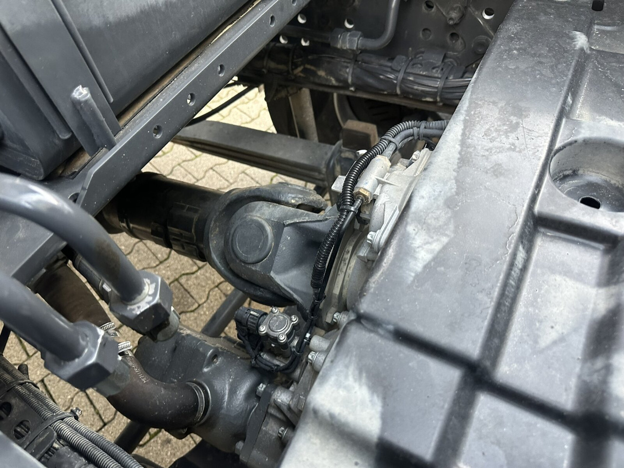 Mercedes-Benz Arocs 3445 K 8x4/4 Arocs 3445 K 8x4/4, Meiller Bordmatik links - Autocarro ribaltabile: foto 2 Mercedes-Benz Arocs 3445 K 8x4/4 Arocs 3445 K 8x4/4, Meiller Bordmatik links - Autocarro ribaltabile: foto 2