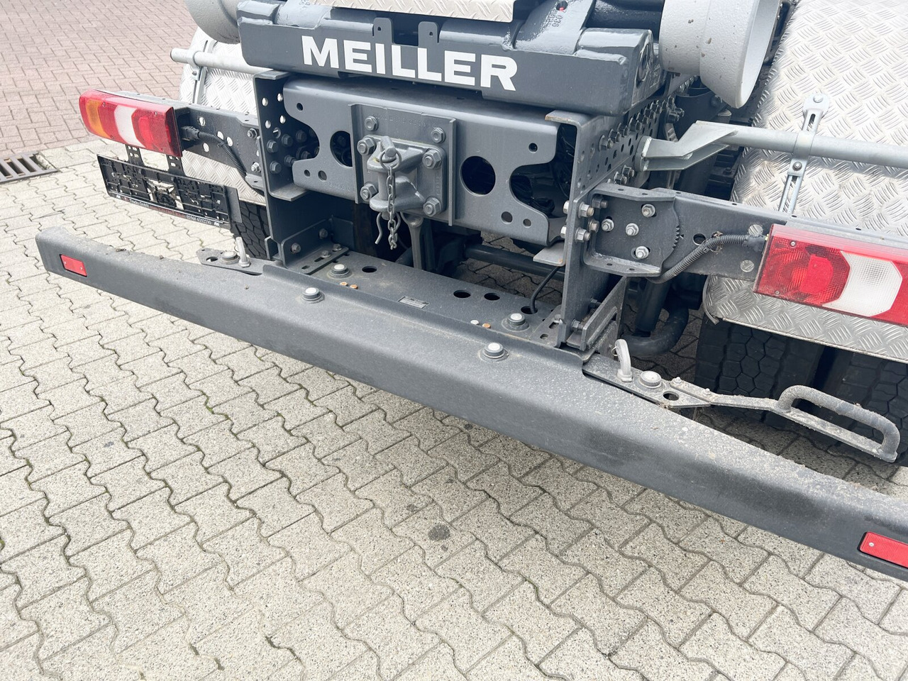 Mercedes-Benz Arocs 4142/48 8x4/4 Arocs 4142/48 8x4/4, Grounder, Meiller RS26 62-K, Funk, Motorabtrieb - Autocarro scarrabile: foto 3 Mercedes-Benz Arocs 4142/48 8x4/4 Arocs 4142/48 8x4/4, Grounder, Meiller RS26 62-K, Funk, Motorabtrieb - Autocarro scarrabile: foto 3