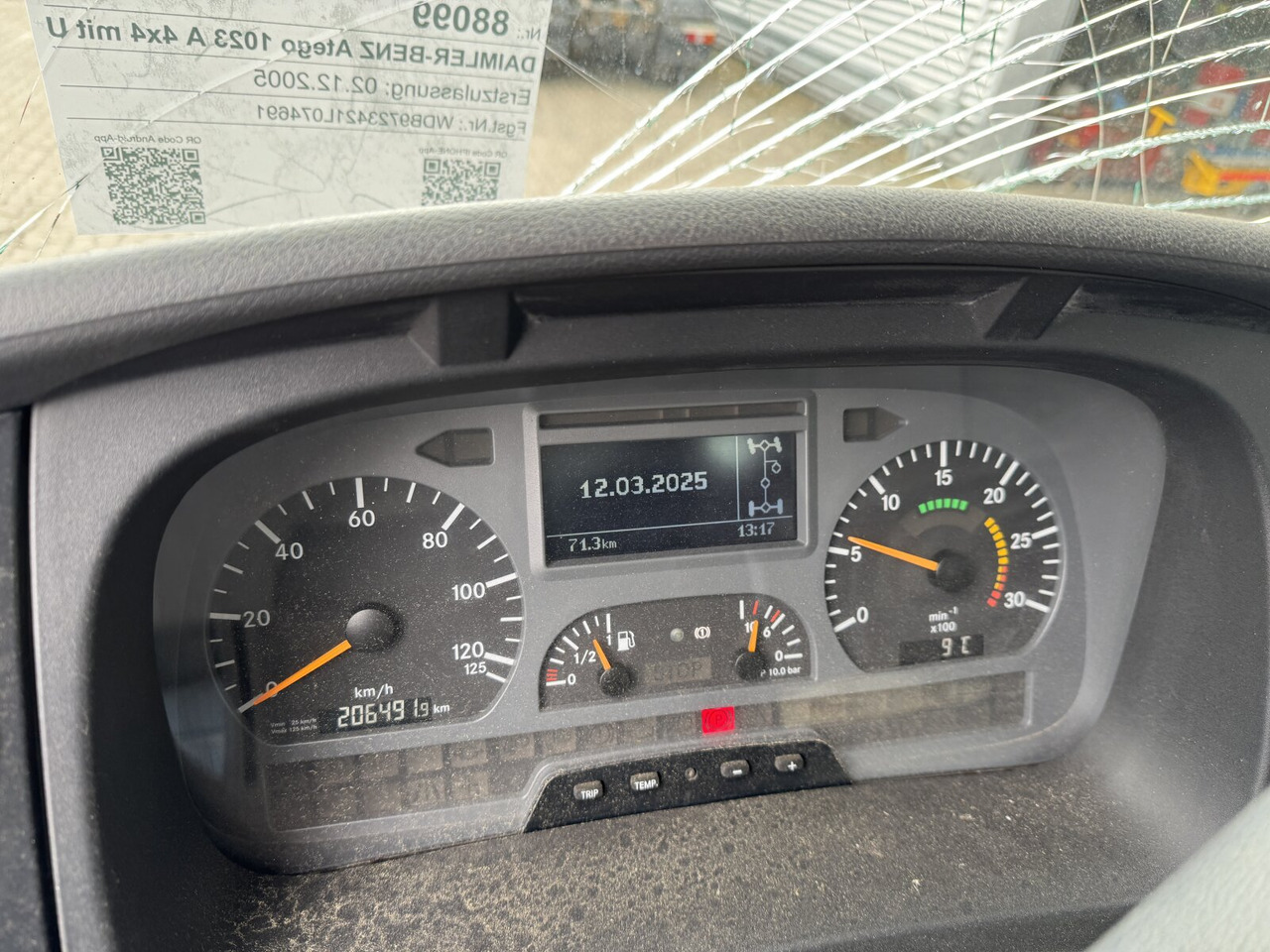 Mercedes-Benz Atego 1023 A 4x4 mit Unfallschaden! Atego 1023 A 4x4, Einzelbereifung, Heckkran Palfinger PK4501-B, Funk, UNFALLSCHADEN! - Autocarro telaio, Camion con gru: foto 2 Mercedes-Benz Atego 1023 A 4x4 mit Unfallschaden! Atego 1023 A 4x4, Einzelbereifung, Heckkran Palfinger PK4501-B, Funk, UNFALLSCHADEN! - Autocarro telaio, Camion con gru: foto 2