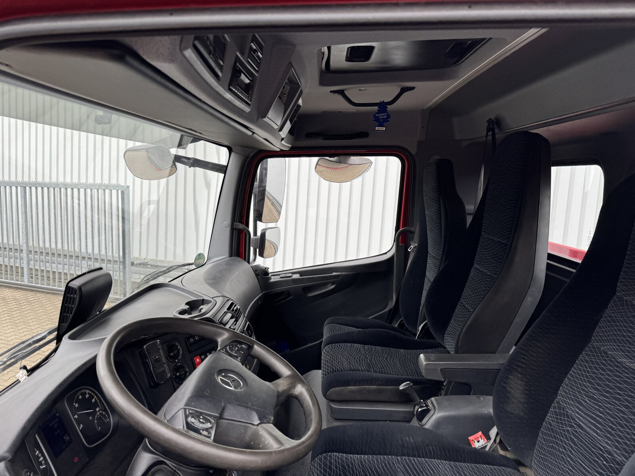 Mercedes-Benz Atego 1530 K 4x2 Atego 1530 K 4x2, 2x AHK - Autocarro ribaltabile: foto 2 Mercedes-Benz Atego 1530 K 4x2 Atego 1530 K 4x2, 2x AHK - Autocarro ribaltabile: foto 2