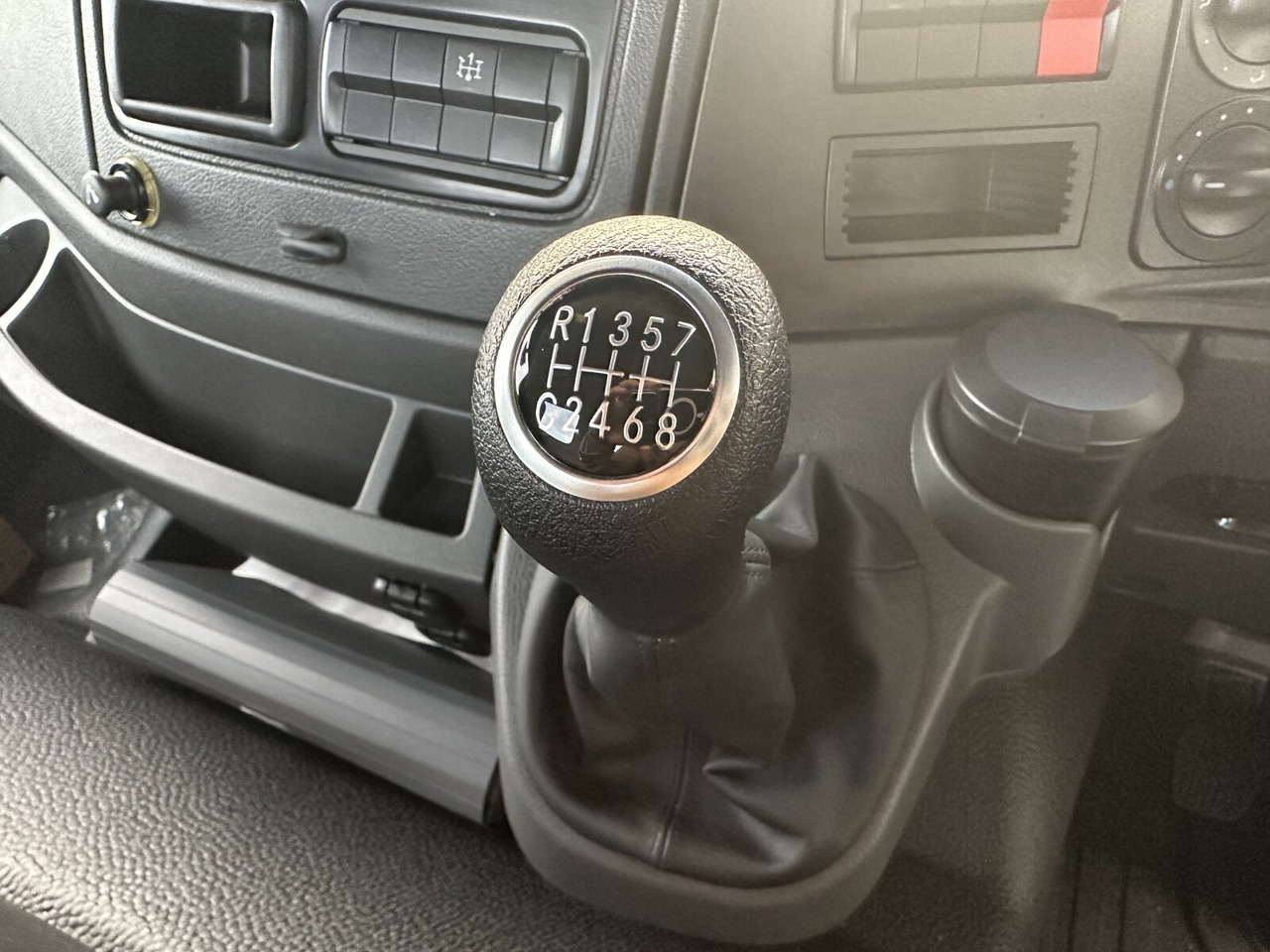 Mercedes-Benz Atego 1630 AK 4x4 Atego 1630 AK 4x4, Rechtslenker - Autocarro telaio: foto 5 Mercedes-Benz Atego 1630 AK 4x4 Atego 1630 AK 4x4, Rechtslenker - Autocarro telaio: foto 5