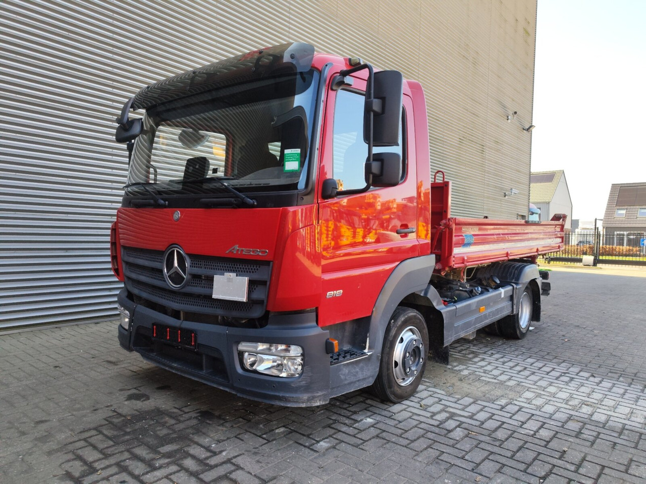 Mercedes-Benz Atego 818 K 4x2 Atego 818 K 4x2, Meiller-Kipper, 2 x AHK - Autocarro ribaltabile: foto 1 Mercedes-Benz Atego 818 K 4x2 Atego 818 K 4x2, Meiller-Kipper, 2 x AHK - Autocarro ribaltabile: foto 1