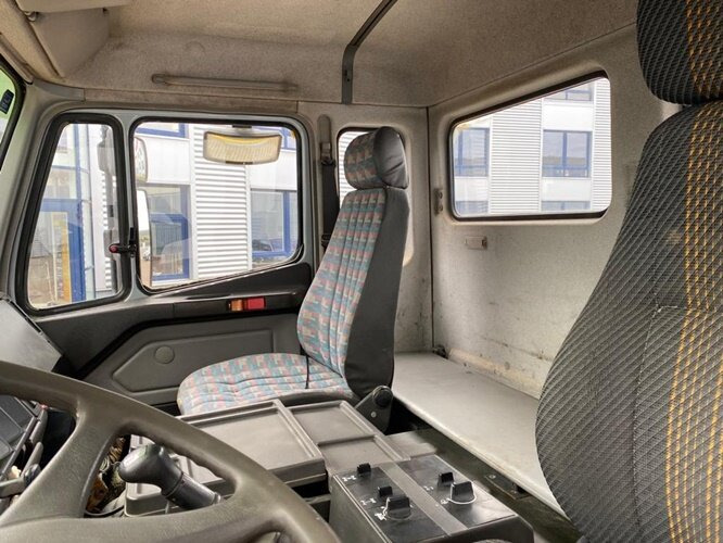 Mercedes-Benz SK 1824 AK 4x4 SK 1824 AK 4x4 - Autocarro ribaltabile: foto 5 Mercedes-Benz SK 1824 AK 4x4 SK 1824 AK 4x4 - Autocarro ribaltabile: foto 5