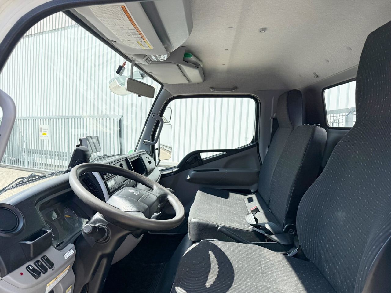 Mitsubishi Canter Fuso 7C15 4x2 Canter Fuso 7C15 4x2, Tele-Absetzer, Vereiterbar bis 10m³ - Autocarro multibenna: foto 5 Mitsubishi Canter Fuso 7C15 4x2 Canter Fuso 7C15 4x2, Tele-Absetzer, Vereiterbar bis 10m³ - Autocarro multibenna: foto 5