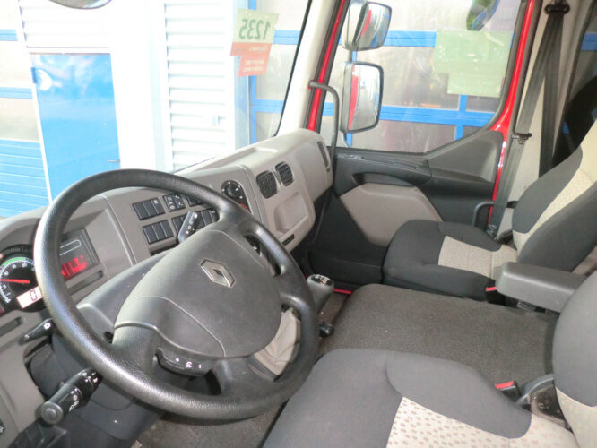 Renault Midlum 220 DXi 4x2 Midlum 220 DXi 4x2 - Autocarro scarrabile: foto 4 Renault Midlum 220 DXi 4x2 Midlum 220 DXi 4x2 - Autocarro scarrabile: foto 4