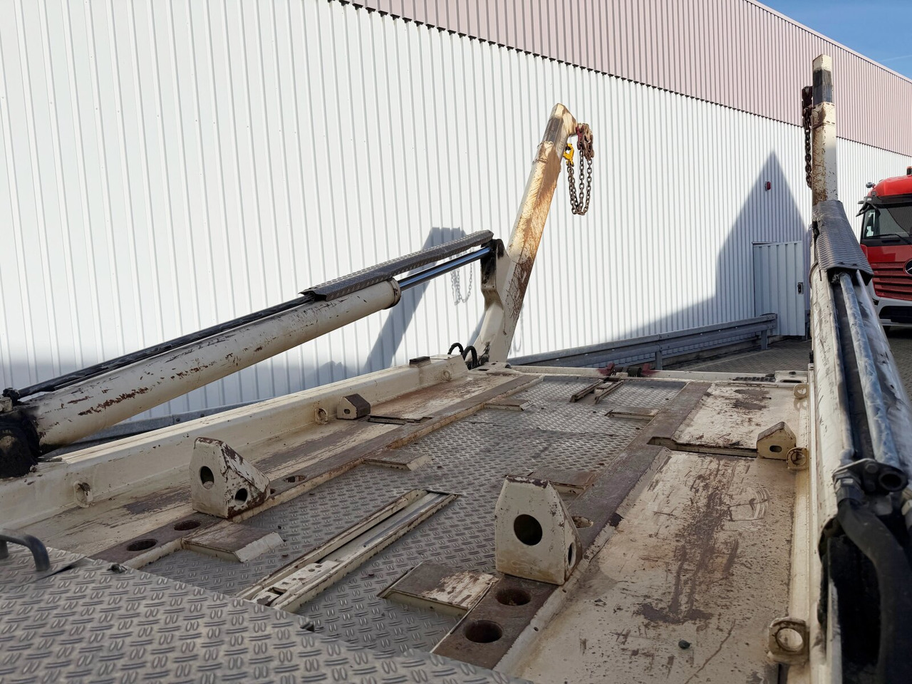 Scania P 320/400 6x2-4 P 320/400 6x2-4, Lenk-/Liftachse, Tele-Absetzanlage, Funk - Autocarro multibenna: foto 2 Scania P 320/400 6x2-4 P 320/400 6x2-4, Lenk-/Liftachse, Tele-Absetzanlage, Funk - Autocarro multibenna: foto 2