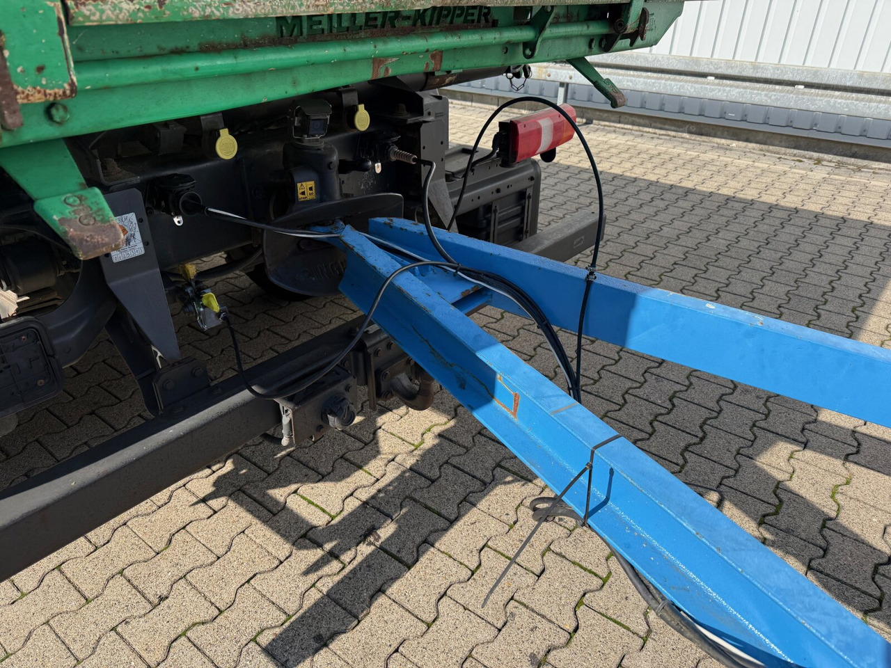 Scorpion 3-Achs Tiefladeanhänger Scorpion 3-Achs Tiefladeanhänger, Liftachse, pneumatische Auffahrrampen - Rimorchio pianale ribassato: foto 5 Scorpion 3-Achs Tiefladeanhänger Scorpion 3-Achs Tiefladeanhänger, Liftachse, pneumatische Auffahrrampen - Rimorchio pianale ribassato: foto 5