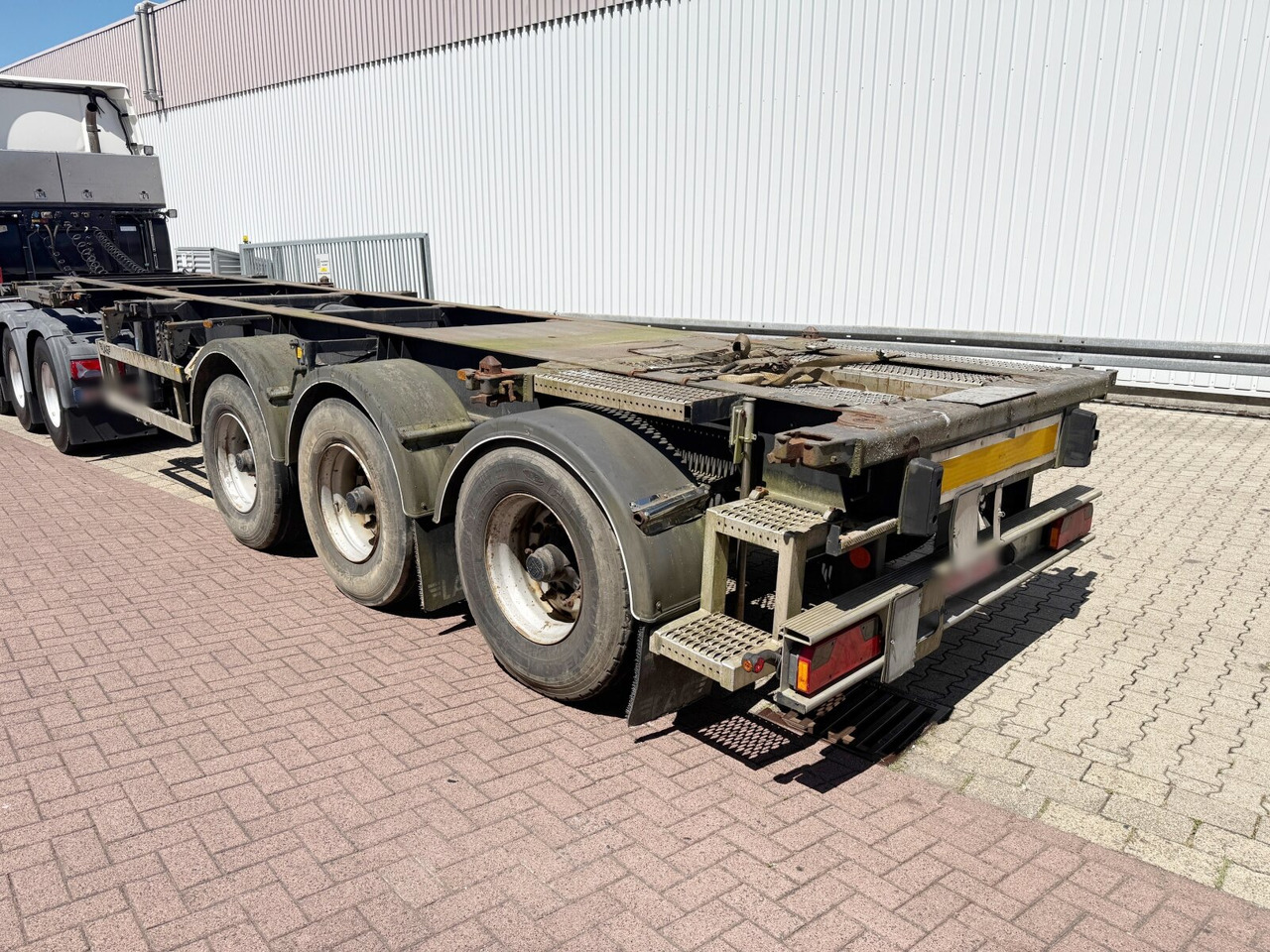 Lag 0-3-39 CD Containerchassis 0-3-39 CD Containerchassis, 20ft und 30ft, ADR - Semirimorchio: foto 4 Lag 0-3-39 CD Containerchassis 0-3-39 CD Containerchassis, 20ft und 30ft, ADR - Semirimorchio: foto 4