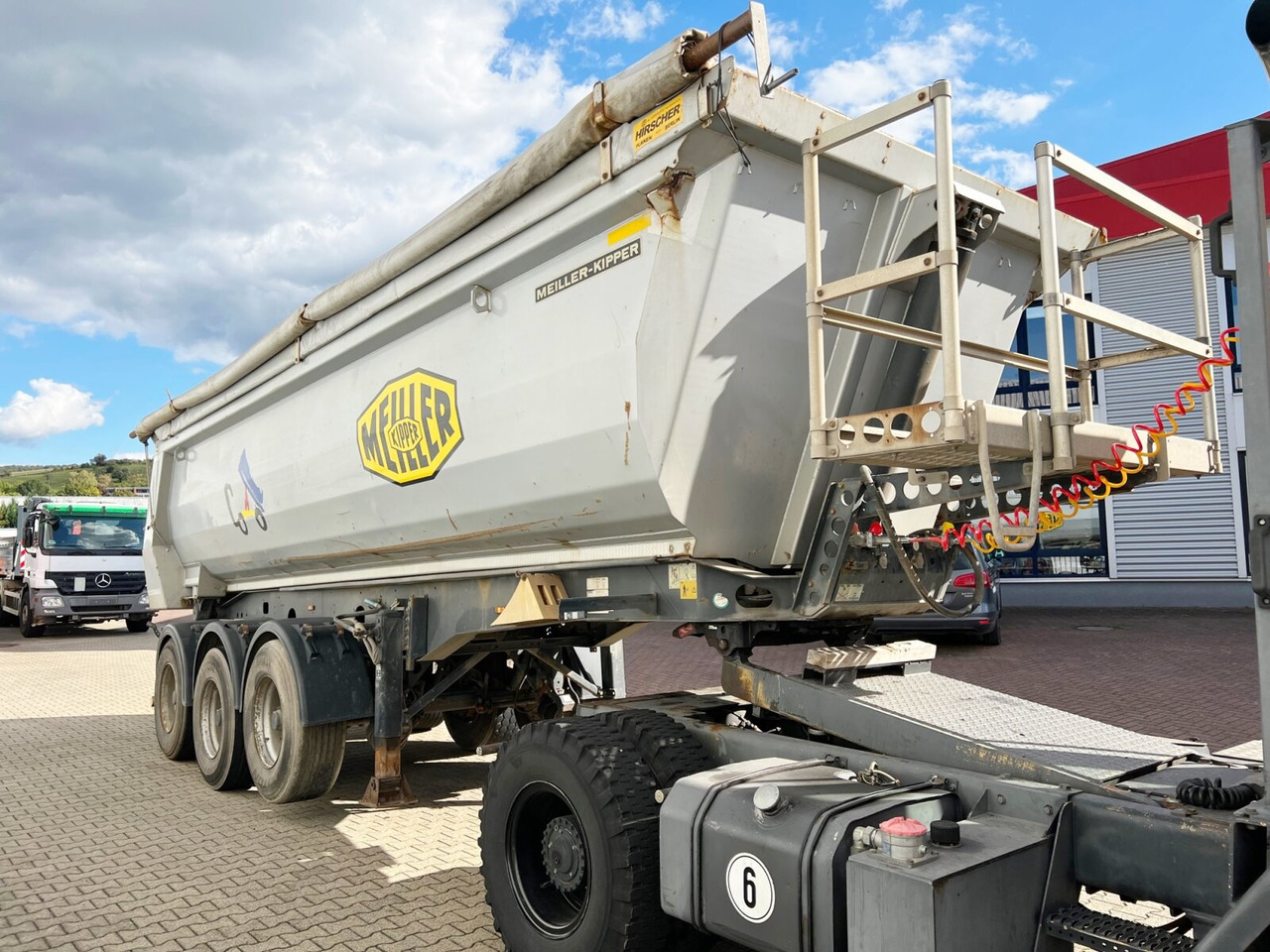 Meiller MHPS 12/27 MHPS 12/27 NOSS2, Stahlmulde ca. 26m³, Liftachse - Semirimorchio: foto 1 Meiller MHPS 12/27 MHPS 12/27 NOSS2, Stahlmulde ca. 26m³, Liftachse - Semirimorchio: foto 1