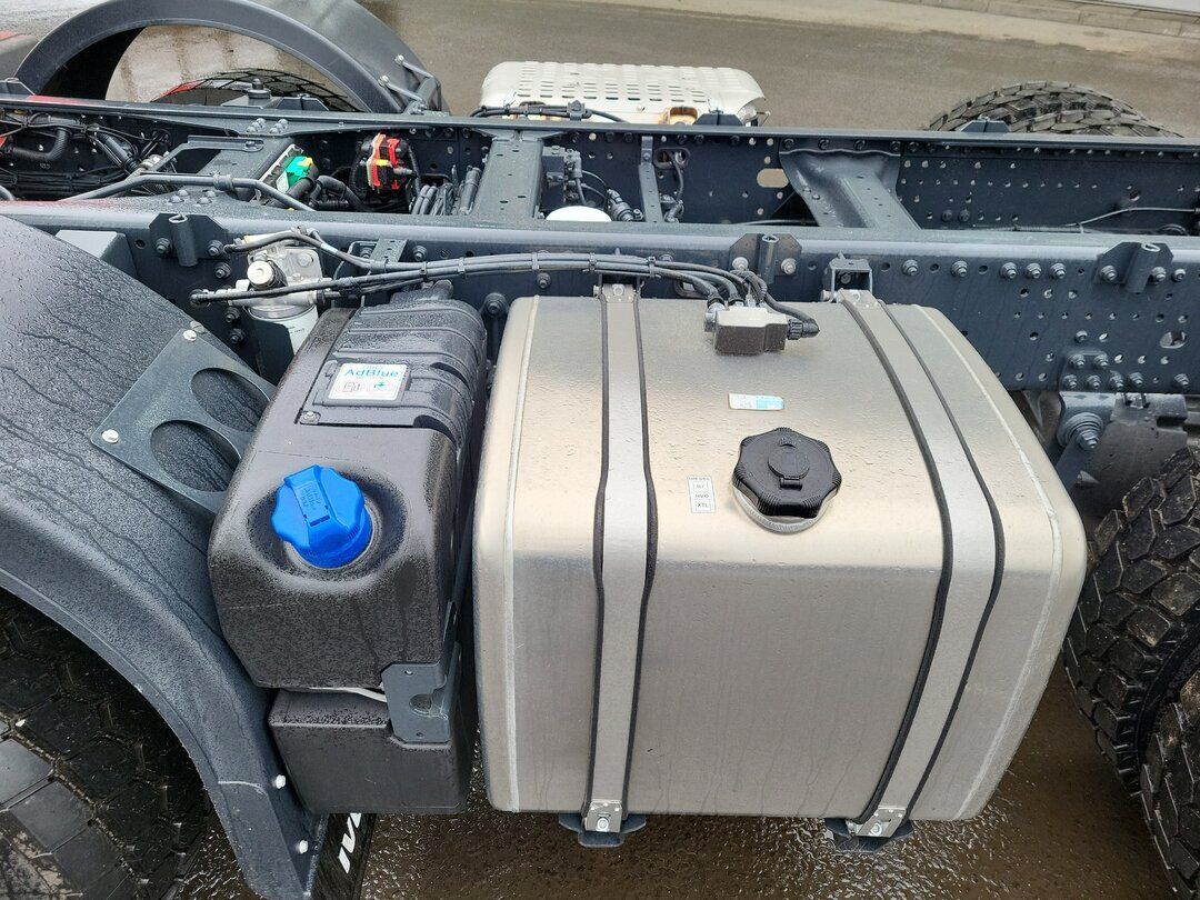 T-Way AT410T51/58 8x4 T-Way AT410T51/58 8x4, Retarder, 4x VORHANDEN! - Autocarro scarrabile: foto 3 T-Way AT410T51/58 8x4 T-Way AT410T51/58 8x4, Retarder, 4x VORHANDEN! - Autocarro scarrabile: foto 3