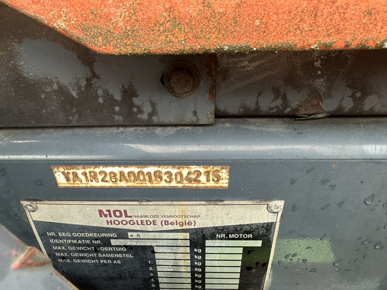 815 4x2 815 4x2 Terminal Tractor, Rangierfahrzeug - Trattore stradale: foto 3 815 4x2 815 4x2 Terminal Tractor, Rangierfahrzeug - Trattore stradale: foto 3