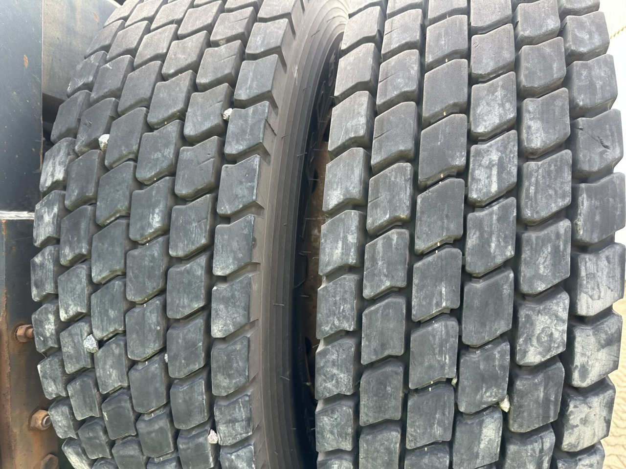 815 4x2 815 4x2 Terminal Tractor, Rangierfahrzeug - Trattore stradale: foto 5 815 4x2 815 4x2 Terminal Tractor, Rangierfahrzeug - Trattore stradale: foto 5