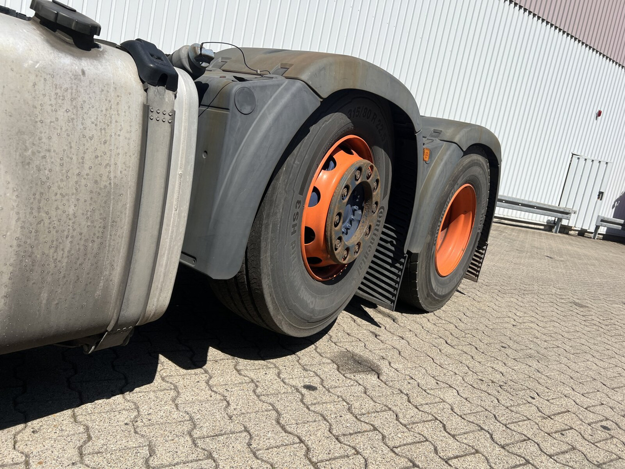 MAN TGX 26.500 6X2/4 BLS TGX 26.500 6X2/4 BLS, Intarder, Vorlauflenk-/lift, XXL-Fahrerhaus, 70t - Trattore stradale: foto 5 MAN TGX 26.500 6X2/4 BLS TGX 26.500 6X2/4 BLS, Intarder, Vorlauflenk-/lift, XXL-Fahrerhaus, 70t - Trattore stradale: foto 5