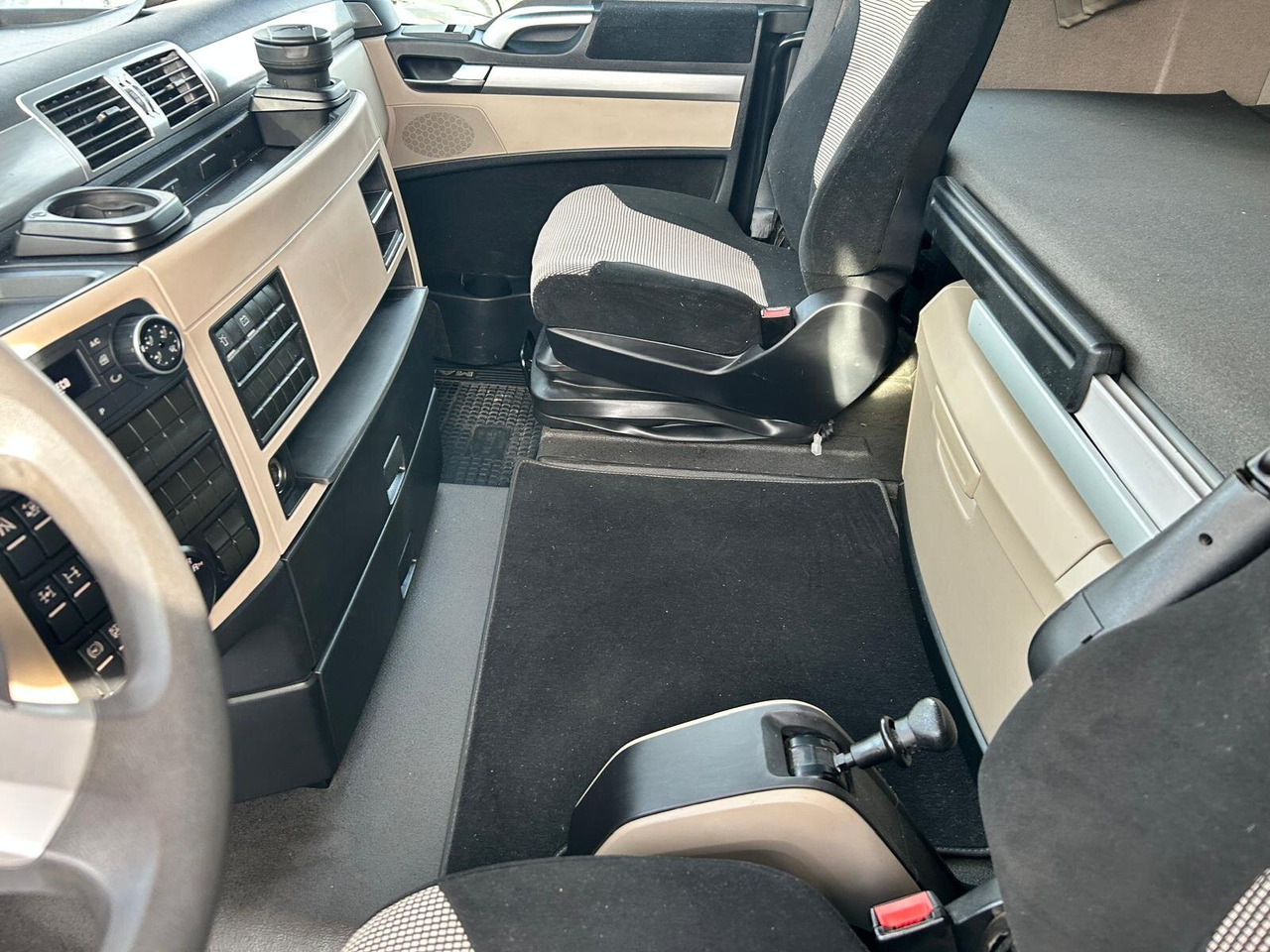 MAN TGX 33.580 6x4 BB TGX 33.580 6x4 BB, Intarder, zZGG 150.000kg - Trattore stradale: foto 4 MAN TGX 33.580 6x4 BB TGX 33.580 6x4 BB, Intarder, zZGG 150.000kg - Trattore stradale: foto 4