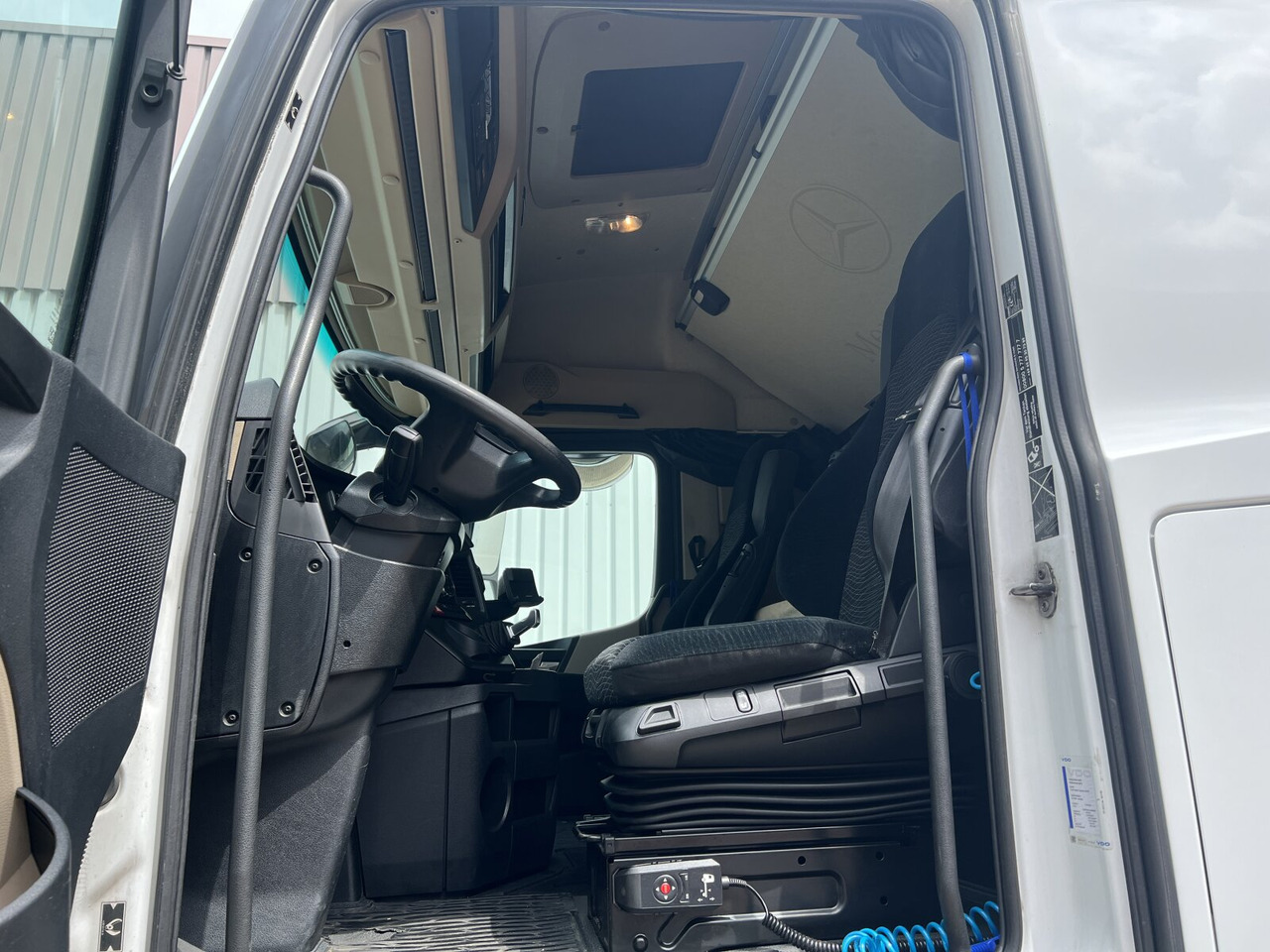 Mercedes-Benz Actros 1843 LS 4x2 Actros 1843 LS 4x2, Retarder - Trattore stradale: foto 3 Mercedes-Benz Actros 1843 LS 4x2 Actros 1843 LS 4x2, Retarder - Trattore stradale: foto 3