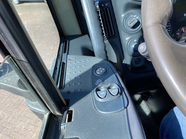 Trakker AD260T41W 6x6 Trakker AD260T41W 6x6 - Trattore stradale: foto 5 Trakker AD260T41W 6x6 Trakker AD260T41W 6x6 - Trattore stradale: foto 5