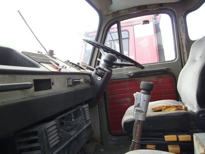 V5 4x2 Saurer V5 4x2 - Autocarro ribaltabile: foto 4 V5 4x2 Saurer V5 4x2 - Autocarro ribaltabile: foto 4
