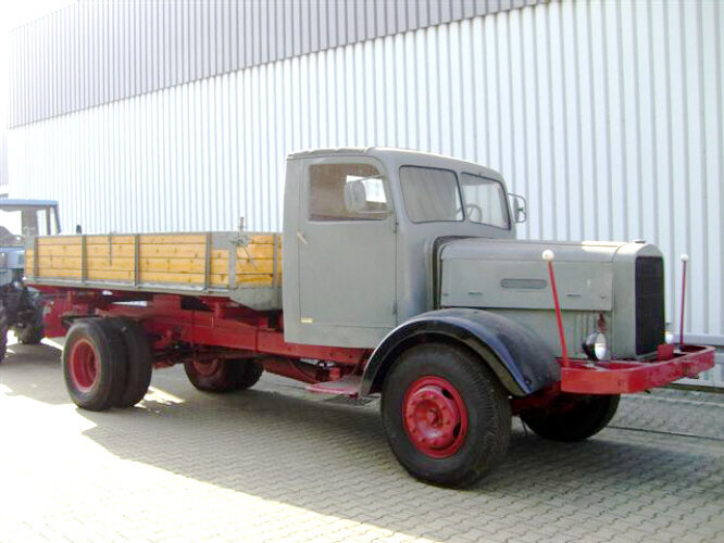 Vomag Typ H6 Kipper Oldtimer Vomag Typ H6 VEB BARKAS WERKE Oldtimer - Autocarro ribaltabile: foto 1 Vomag Typ H6 Kipper Oldtimer Vomag Typ H6 VEB BARKAS WERKE Oldtimer - Autocarro ribaltabile: foto 1