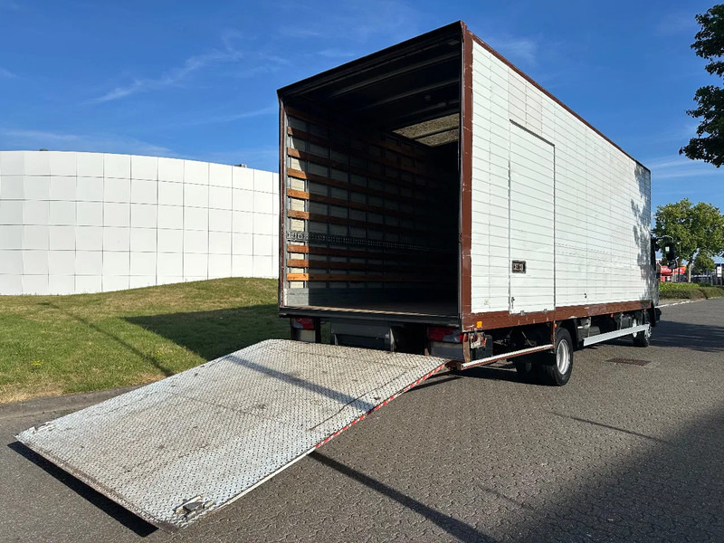 MAN TGL 12.210 MANUAL + 2000 KG LIFT + 2.60 M HIGH BIG BOX + AIRCO + SPRING / SPRING + 3 SEATS - Autocarro furgonato: foto 5 MAN TGL 12.210 MANUAL + 2000 KG LIFT + 2.60 M HIGH BIG BOX + AIRCO + SPRING / SPRING + 3 SEATS - Autocarro furgonato: foto 5