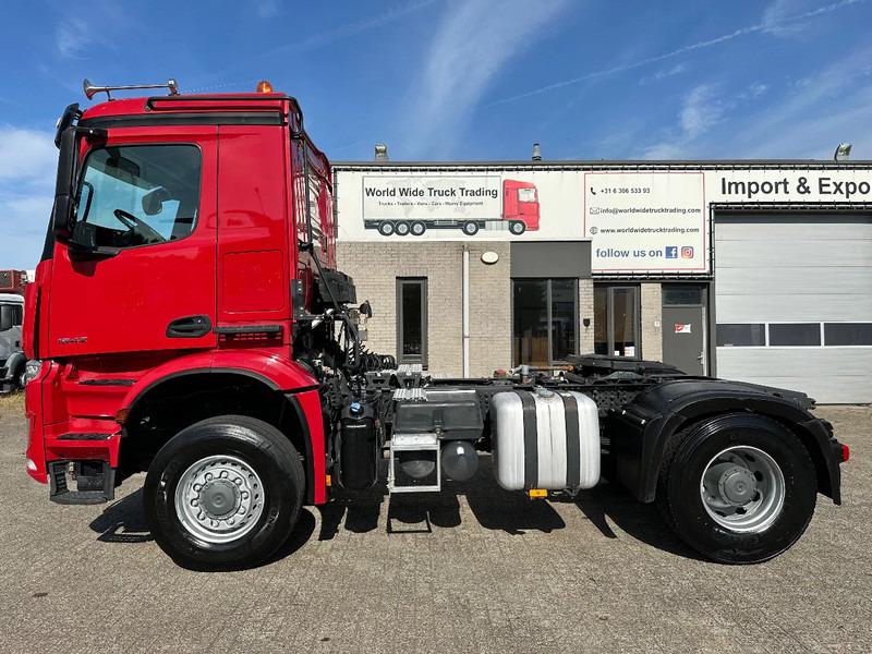 Mercedes-Benz Arocs 1842 4x4 ALLROAD + KIPPER HYDRAULIC + 334.231 KM + SPRING / SPRING + EURO 6 - Trattore stradale: foto 2 Mercedes-Benz Arocs 1842 4x4 ALLROAD + KIPPER HYDRAULIC + 334.231 KM + SPRING / SPRING + EURO 6 - Trattore stradale: foto 2