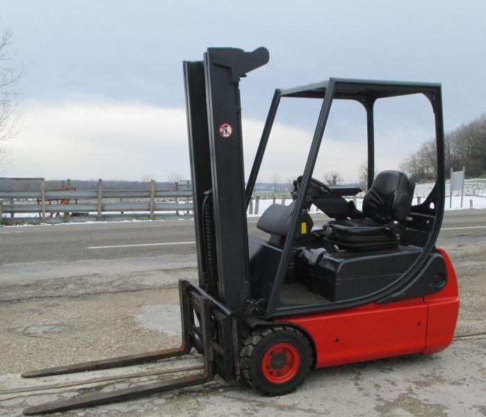 Fenwick E16C-02 - Carrello elevatore elettrico: foto 3 Fenwick E16C-02 - Carrello elevatore elettrico: foto 3