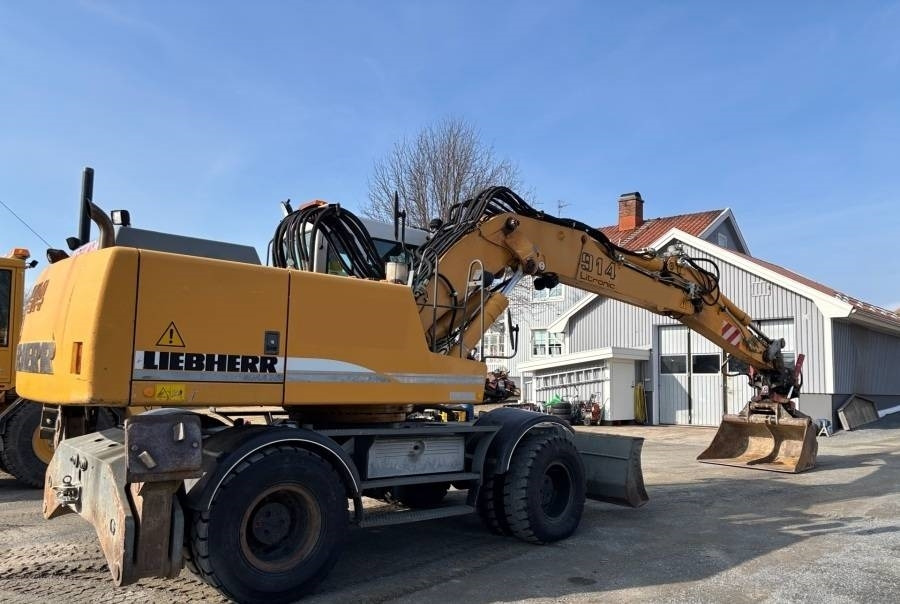 Liebherr A 914 Litronic A2-PL Tiltrotator 30Km/h - Escavatore gommato: foto 3 Liebherr A 914 Litronic A2-PL Tiltrotator 30Km/h - Escavatore gommato: foto 3