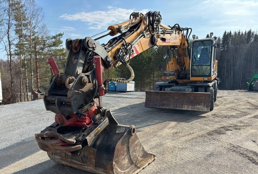 Liebherr A 914 Litronic A2-PL Tiltrotator 30Km/h - Escavatore gommato: foto 5 Liebherr A 914 Litronic A2-PL Tiltrotator 30Km/h - Escavatore gommato: foto 5