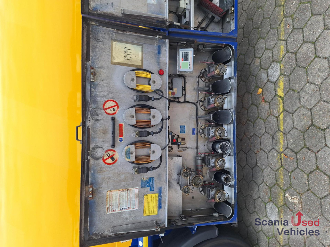 Semirimorchio cisterna KTS/Schrader Tankaufl. 5 Kammern: foto 6 Semirimorchio cisterna KTS/Schrader Tankaufl. 5 Kammern: foto 6