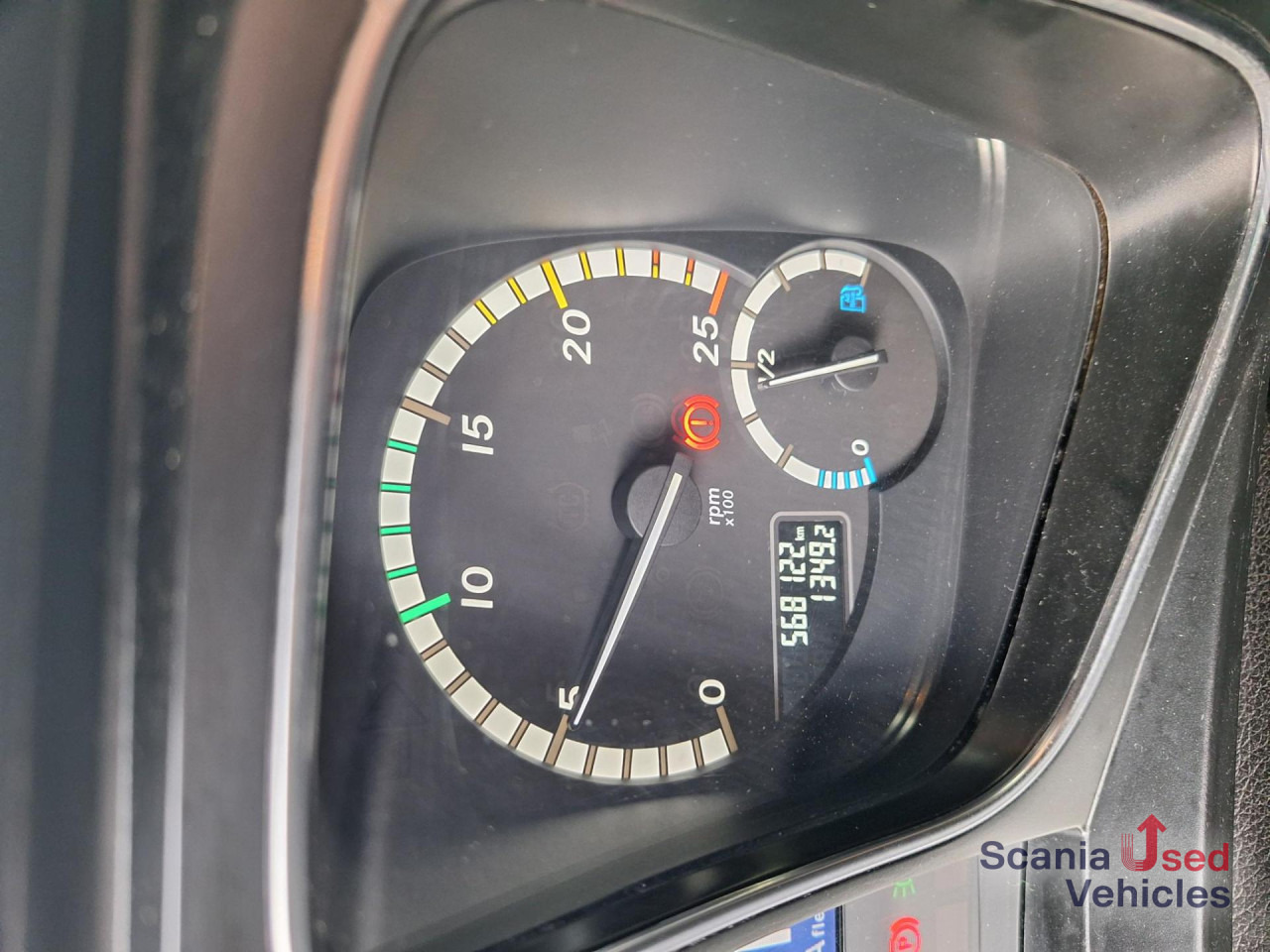 MERCEDES-BENZ 1840 ADR/FL mit Hydraulik NUR 568 Tkm!!! - Trattore stradale: foto 4 MERCEDES-BENZ 1840 ADR/FL mit Hydraulik NUR 568 Tkm!!! - Trattore stradale: foto 4