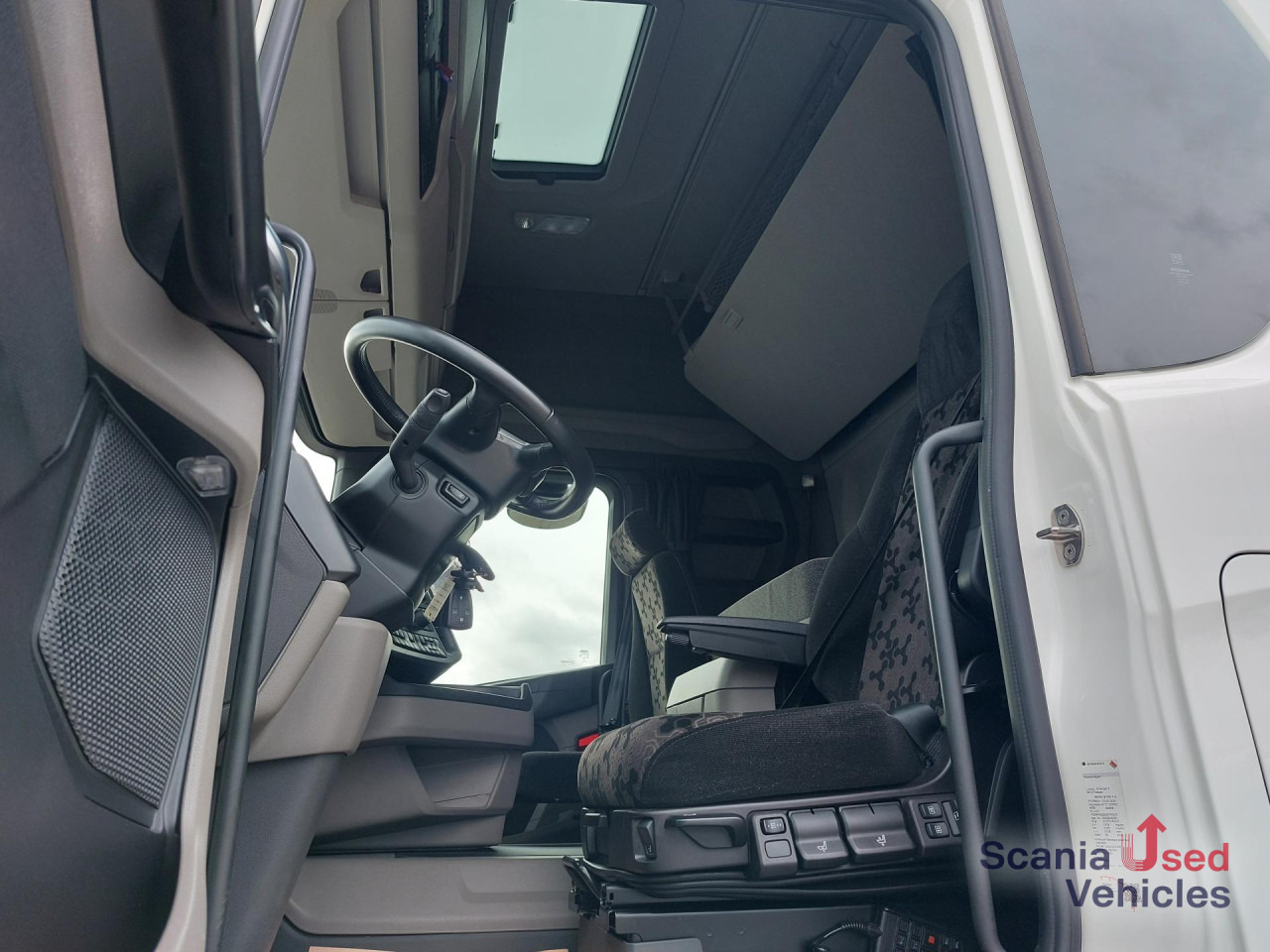 SCANIA R 460 A4x2NA, SUPER, NAVI, Standklima - Trattore stradale: foto 3 SCANIA R 460 A4x2NA, SUPER, NAVI, Standklima - Trattore stradale: foto 3