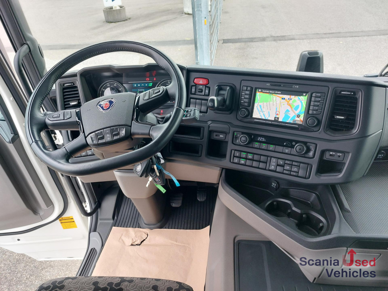 SCANIA R 460 A4x2NA, SUPER, Navi, Standklima - Trattore stradale: foto 4 SCANIA R 460 A4x2NA, SUPER, Navi, Standklima - Trattore stradale: foto 4