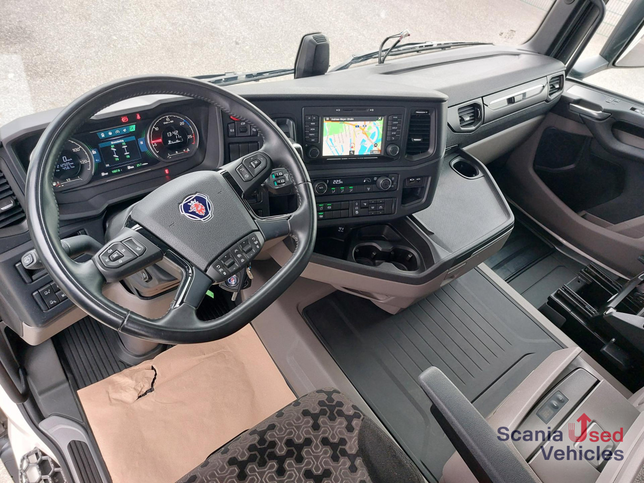 SCANIA R 460 A4x2NA, SUPER, Navi, Standklima - Trattore stradale: foto 3 SCANIA R 460 A4x2NA, SUPER, Navi, Standklima - Trattore stradale: foto 3
