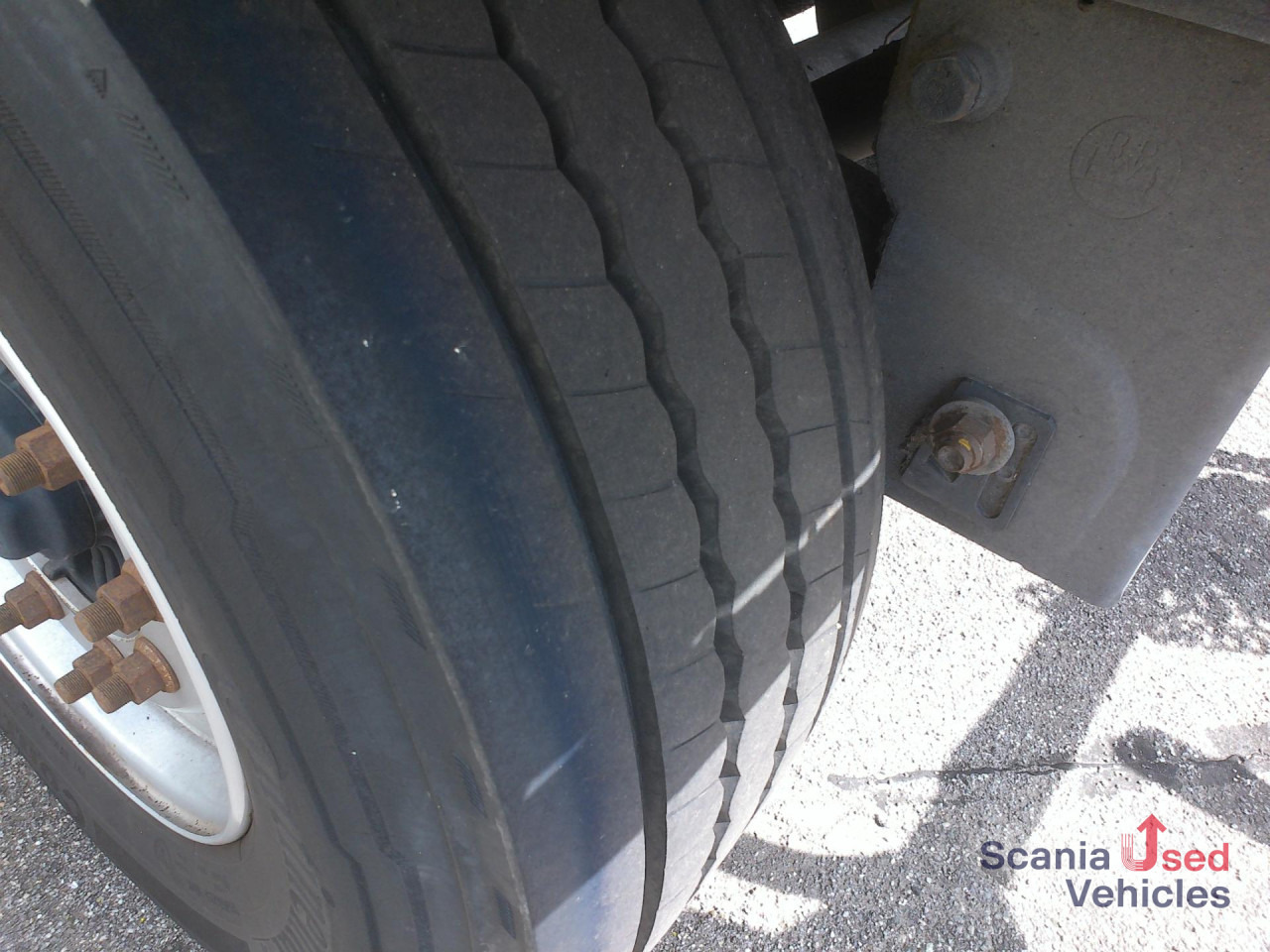 WECON Durchlader mit LBW Palfinger/MBB 2,0T - Rimorchio furgonato: foto 4 WECON Durchlader mit LBW Palfinger/MBB 2,0T - Rimorchio furgonato: foto 4