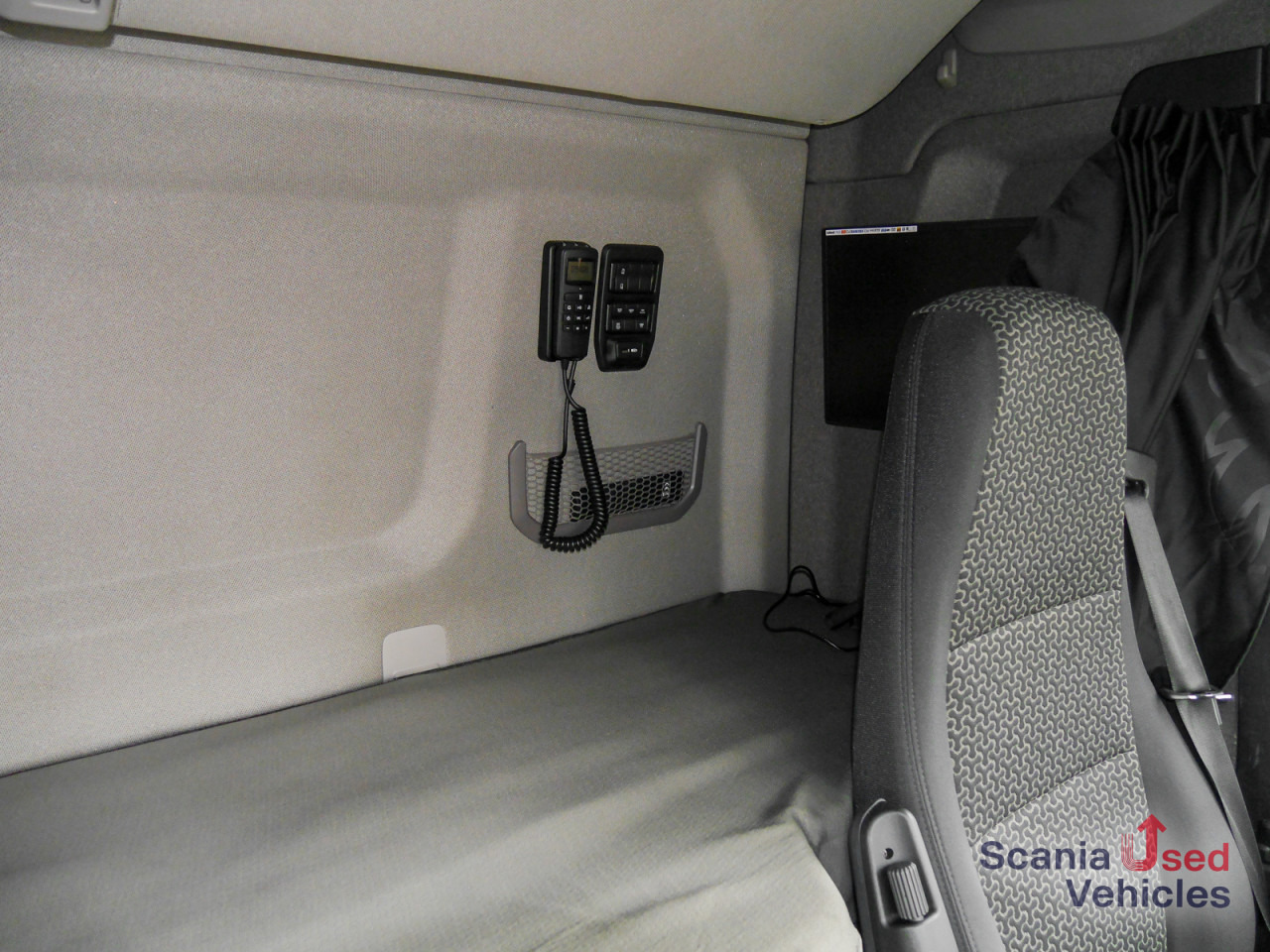 SCANIA R 410 B6x2*4LB Jumbo, Lenkachse, Standklima - Autocarro portacontainer/ Caisse interchangeable: foto 2 SCANIA R 410 B6x2*4LB Jumbo, Lenkachse, Standklima - Autocarro portacontainer/ Caisse interchangeable: foto 2