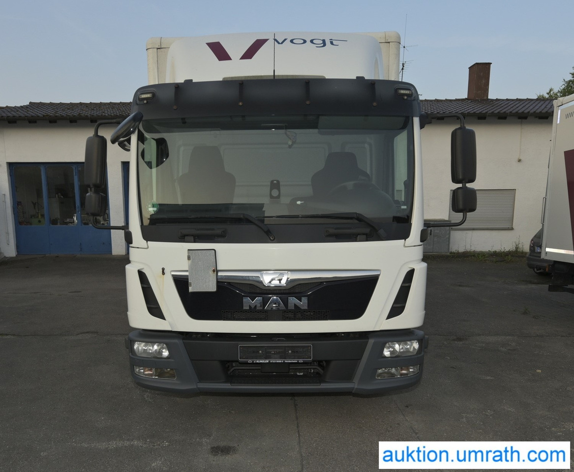 MAN TGL 12.250 4x2 L/BL Koffer Ladebordwand Klimaautomatik NAVI Luftfederung Automatikgetriebe EURO 6 - Autocarro furgonato: foto 2 MAN TGL 12.250 4x2 L/BL Koffer Ladebordwand Klimaautomatik NAVI Luftfederung Automatikgetriebe EURO 6 - Autocarro furgonato: foto 2