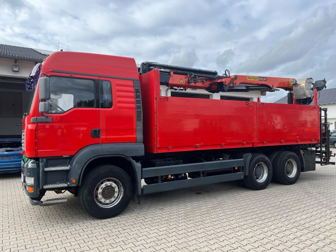 MAN TGA 26.480 mit Palfinger PK 24001L mit Winde - Autocarro con pianale/ Cassone fisso, Camion con gru: foto 2 MAN TGA 26.480 mit Palfinger PK 24001L mit Winde - Autocarro con pianale/ Cassone fisso, Camion con gru: foto 2