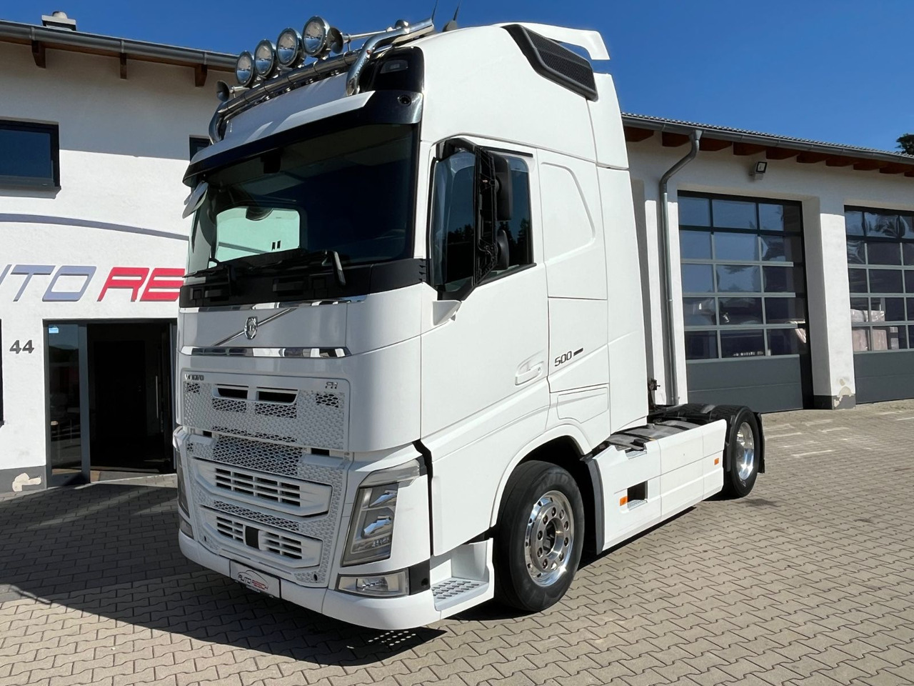 Volvo FH 500 Lowdeck Mega Standklima NAVI - Trattore stradale: foto 2 Volvo FH 500 Lowdeck Mega Standklima NAVI - Trattore stradale: foto 2