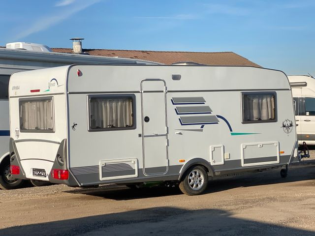 HYMER / ERIBA / HYMERCAR Nova 530 Swing mit Längsbetten und Moser, top Zu - Caravan: foto 5 HYMER / ERIBA / HYMERCAR Nova 530 Swing mit Längsbetten und Moser, top Zu - Caravan: foto 5