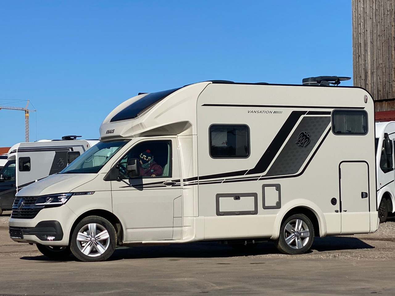 Knaus TOURER CUVISION 500 MQ,4 Personen,slide Bett Knaus TOURER CUVISION 500 MQ,4 Personen - Camper profilato: foto 4 Knaus TOURER CUVISION 500 MQ,4 Personen,slide Bett Knaus TOURER CUVISION 500 MQ,4 Personen - Camper profilato: foto 4