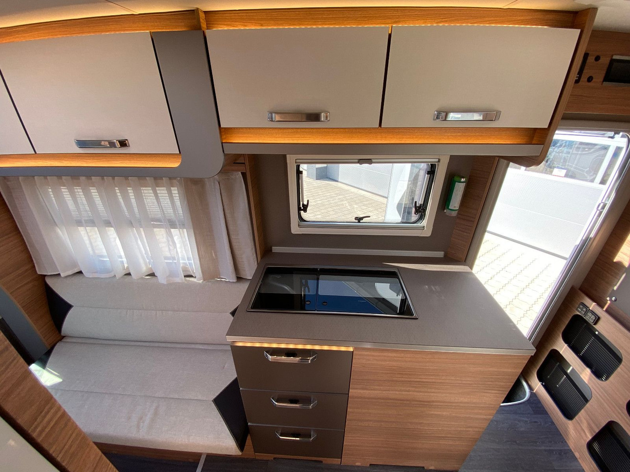 Camper profilato nuovo Weinsberg X-Cursion Van Edition 500 LT, Solar Automatik Weinsberg X-Cursion Van Edition 500 LT, Solar Automatik: foto 13