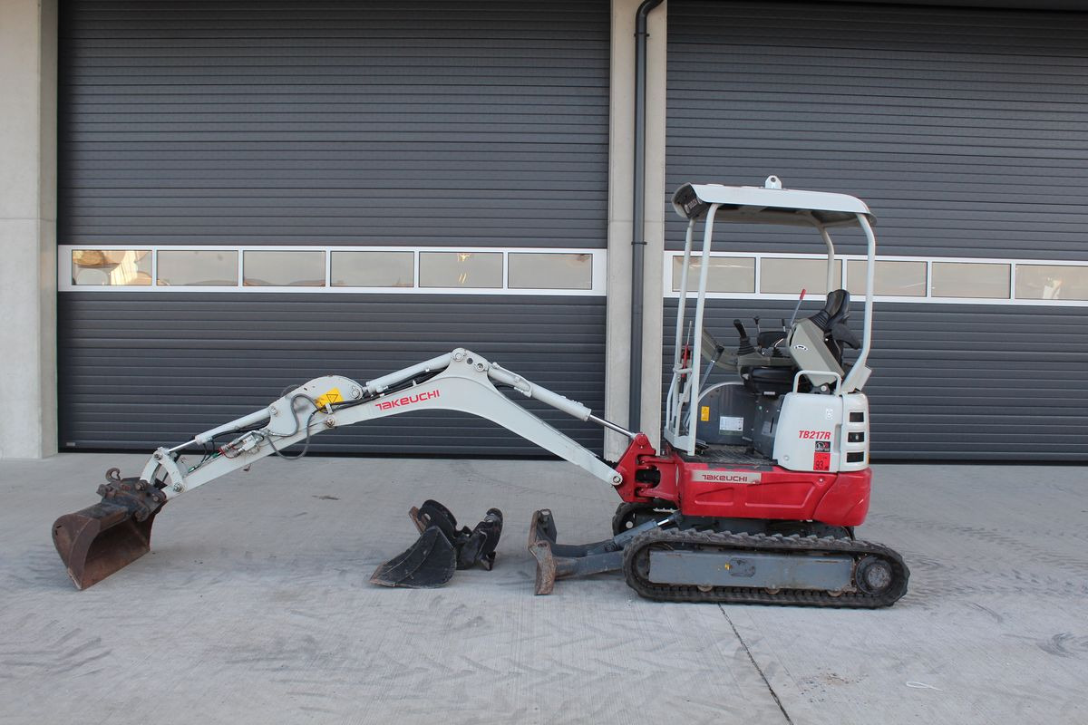 Takeuchi Takeuchi TB 217 R Minibagger - Bagger - Miniescavatore: foto 1 Takeuchi Takeuchi TB 217 R Minibagger - Bagger - Miniescavatore: foto 1