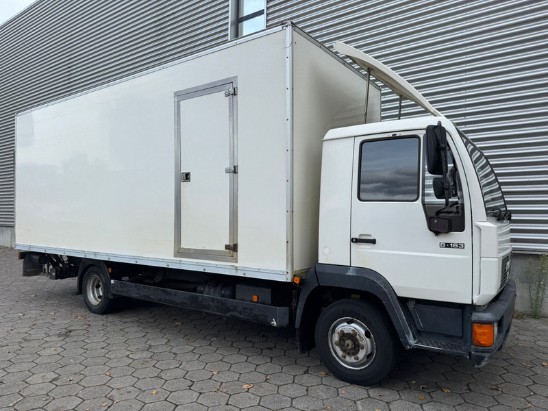 MAN 8.163 / Tail Lift / Manual / 3 Seats / Belgium Truck - Autocarro furgonato: foto 2 MAN 8.163 / Tail Lift / Manual / 3 Seats / Belgium Truck - Autocarro furgonato: foto 2
