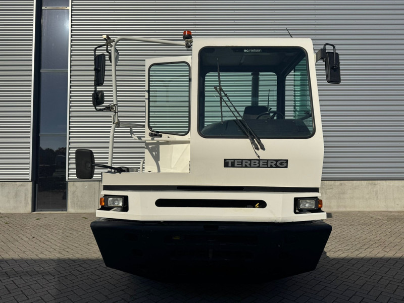 Terberg YT182 / NL Truck - Trattore terminale: foto 4 Terberg YT182 / NL Truck - Trattore terminale: foto 4